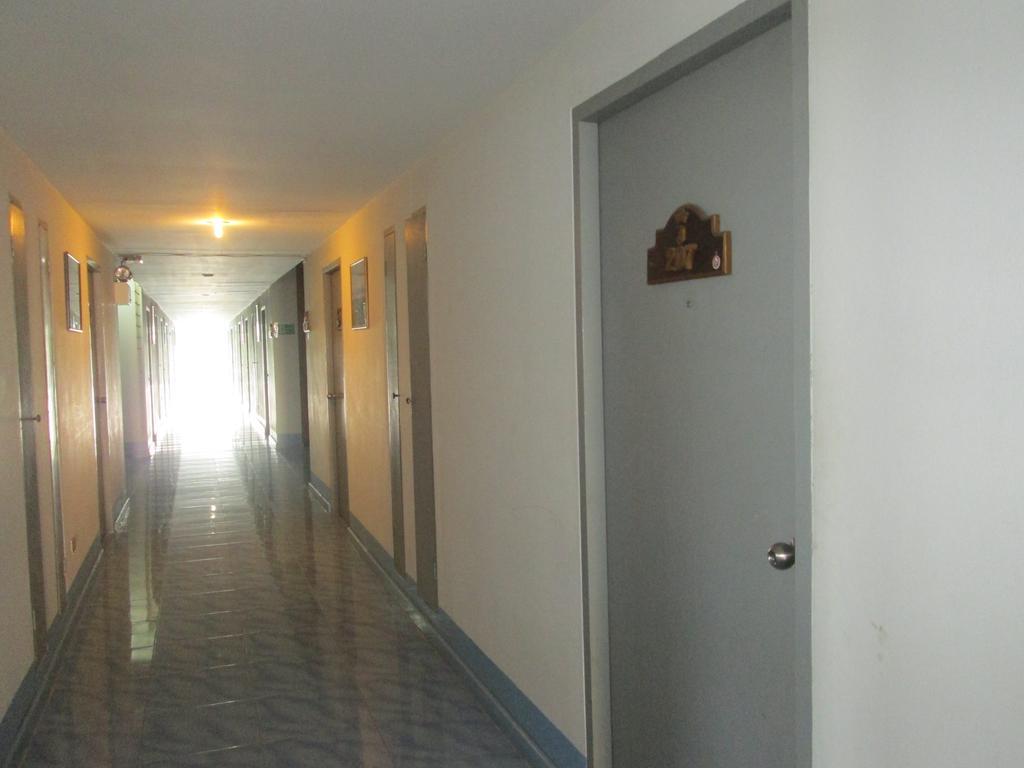 Royal Jommanee Hotel Nongkhai Nong Khai Phòng bức ảnh